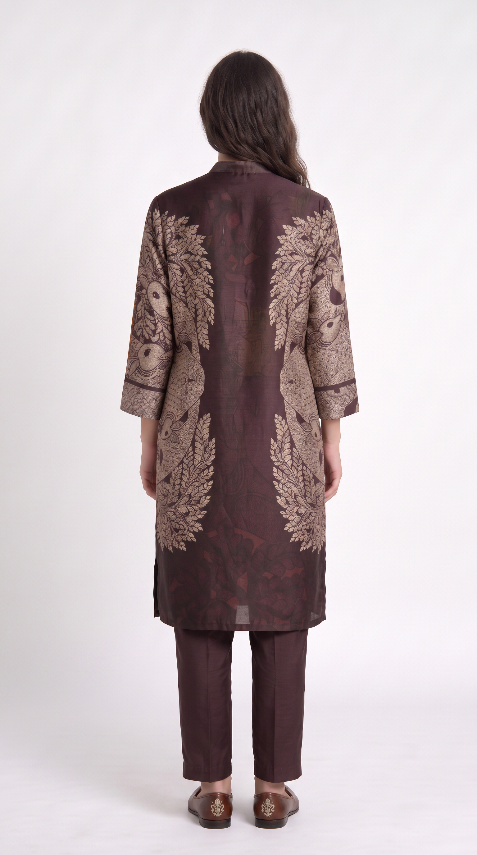 Gond Life Women Kurta Brown 3 quarter sleeves