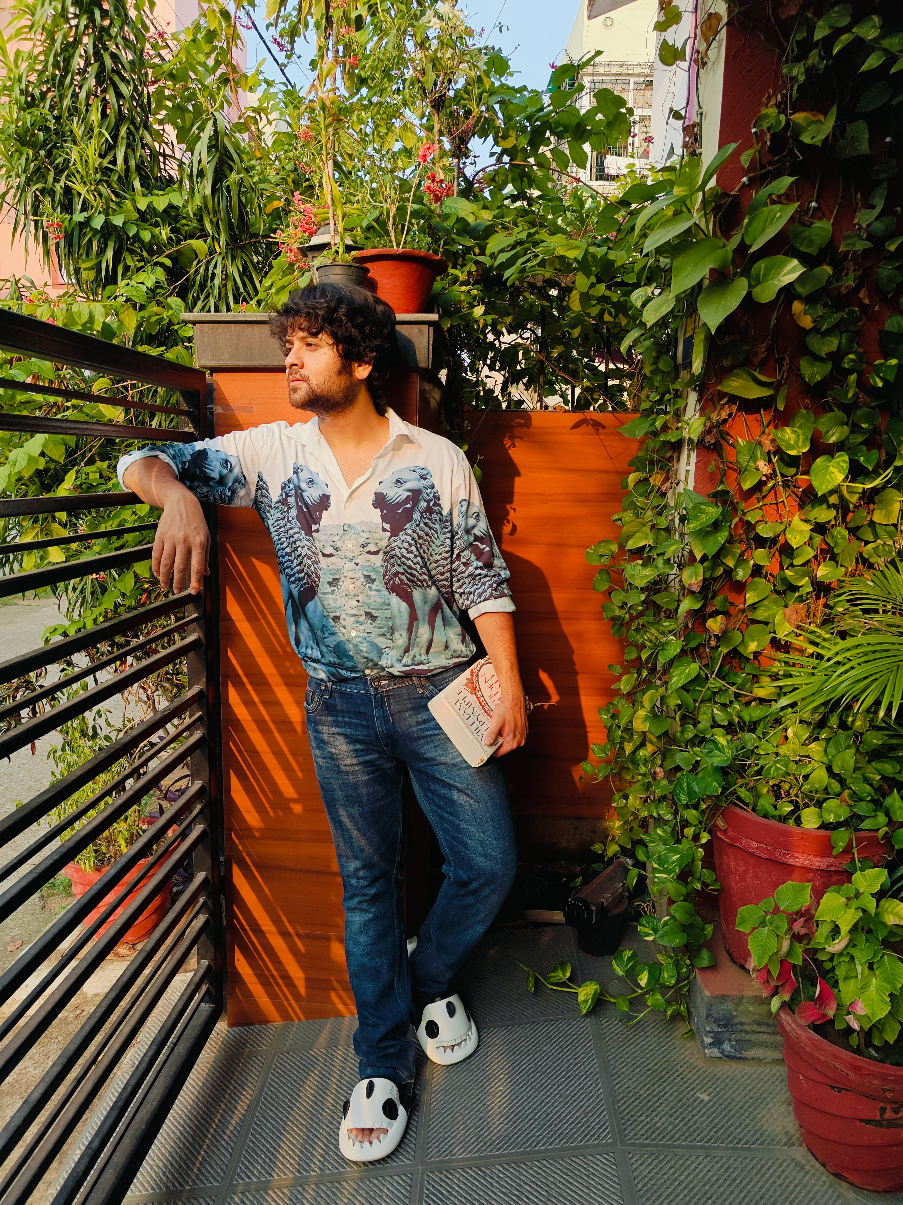 Saarnath Historic White Shirts for Men