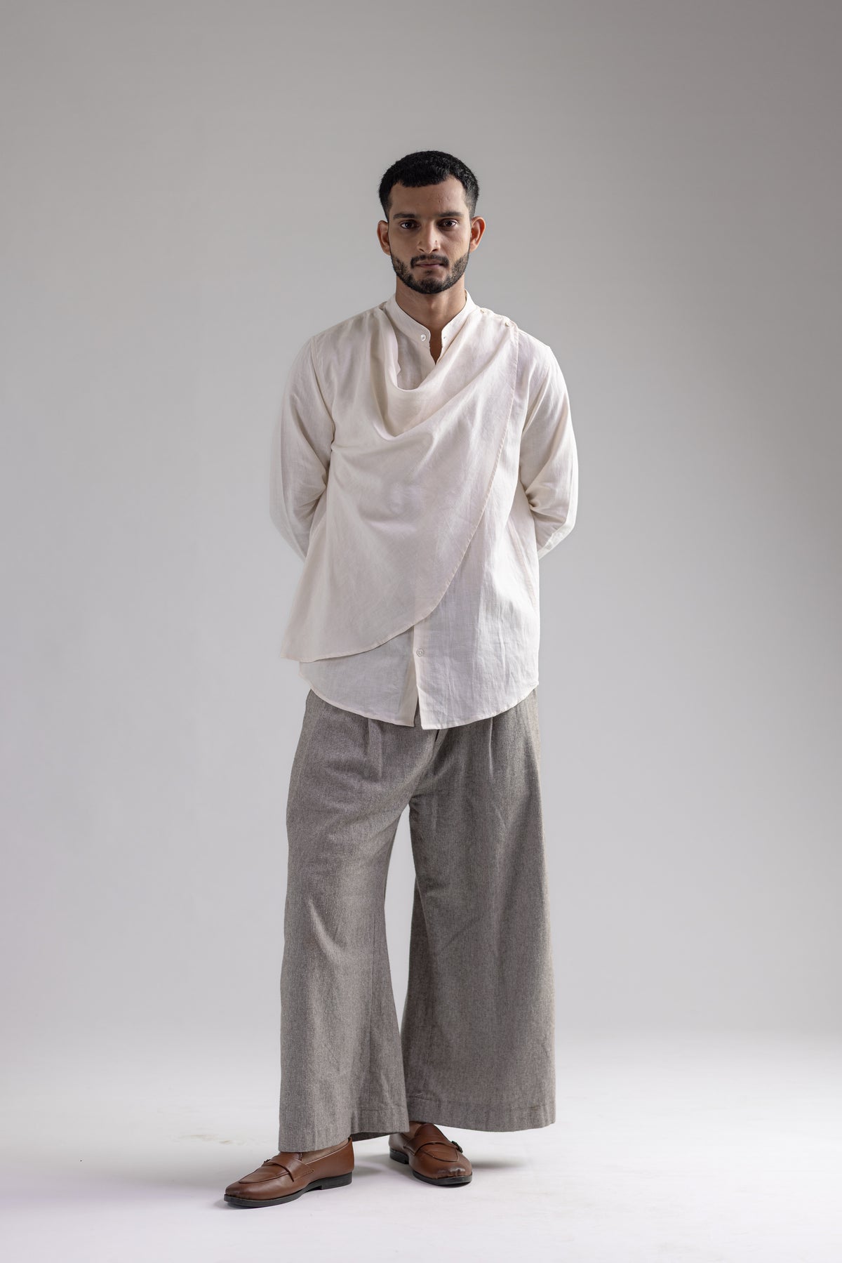 Cowl Shirt - Men - White - Cotton Linen, front 04