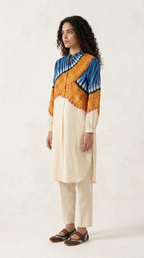 Kalighat Fire Kurta Set Women side view